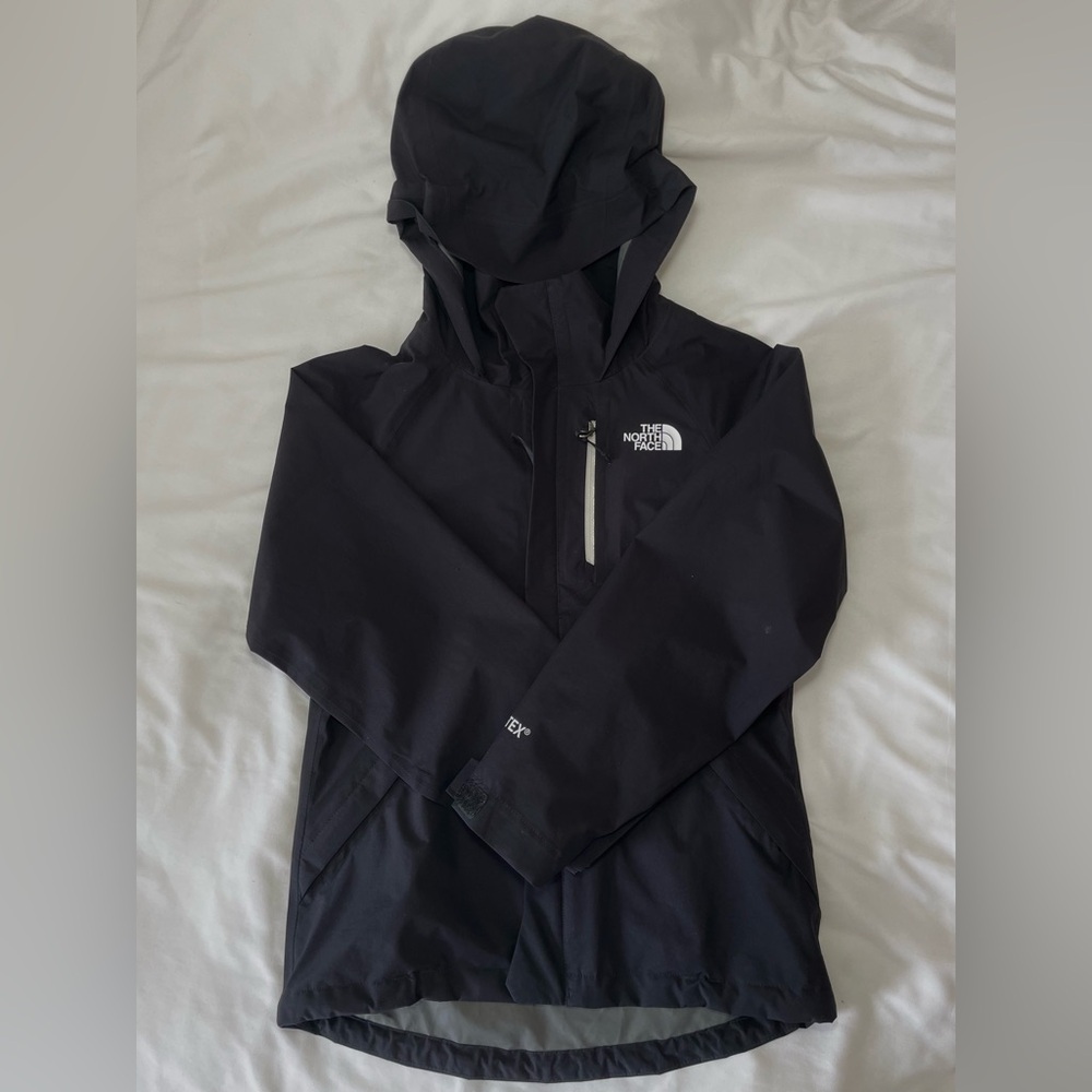 The North Face Windbreaker/Water Resistant Jacket (Girls 7-8)